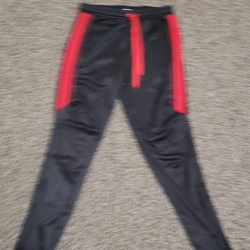 Jogging pants 👖 - Picture 2 of 4